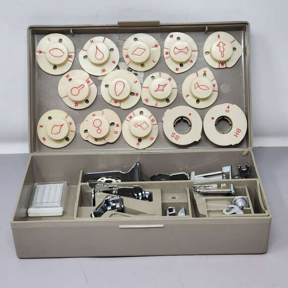 Antique Sewing Machine Box Of Accessories And Bobbins - Picture 7 of 15